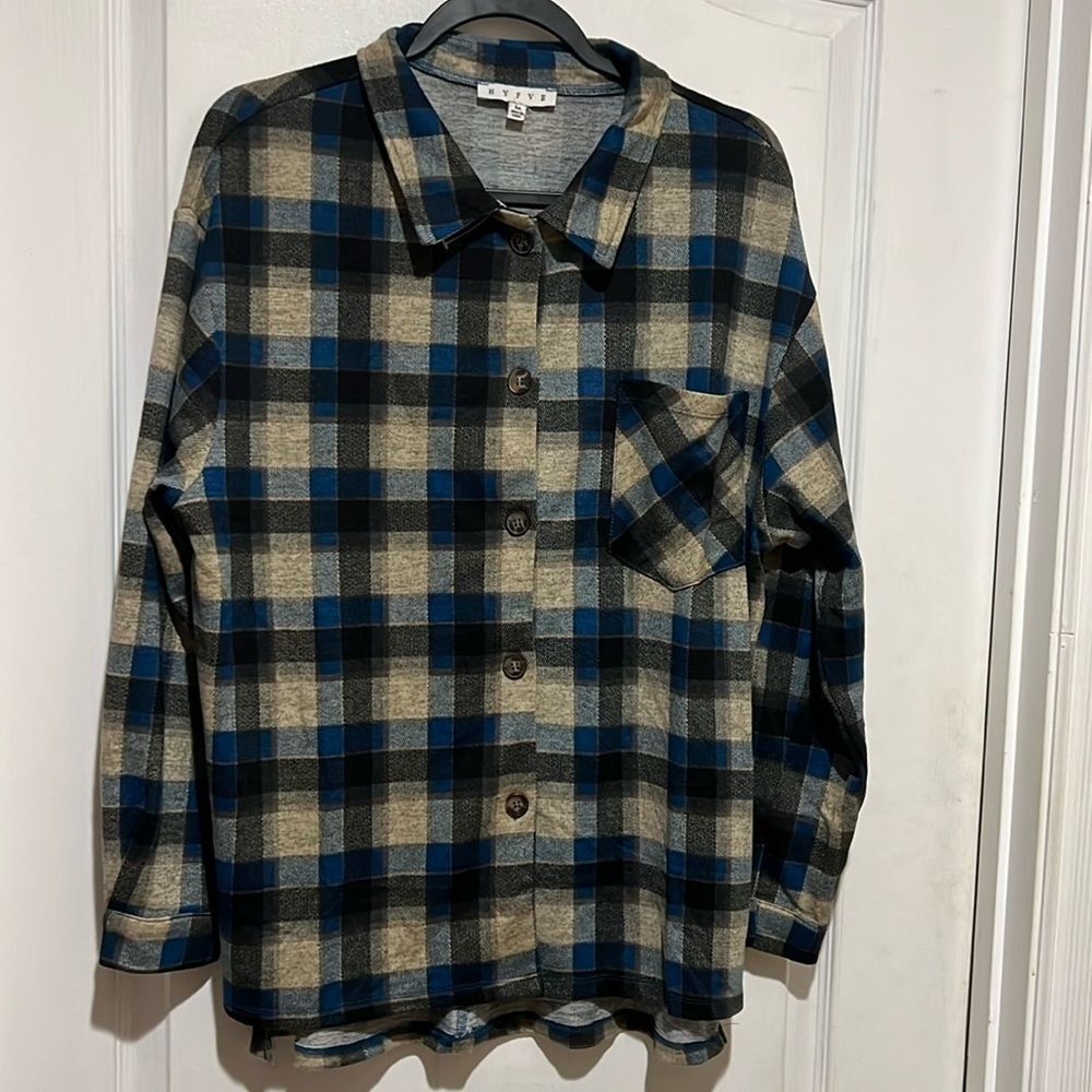 HYFVE Women's Plaid Button up Flannel Shirt
